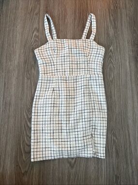 Abercrombie, white houndstooth mini dress